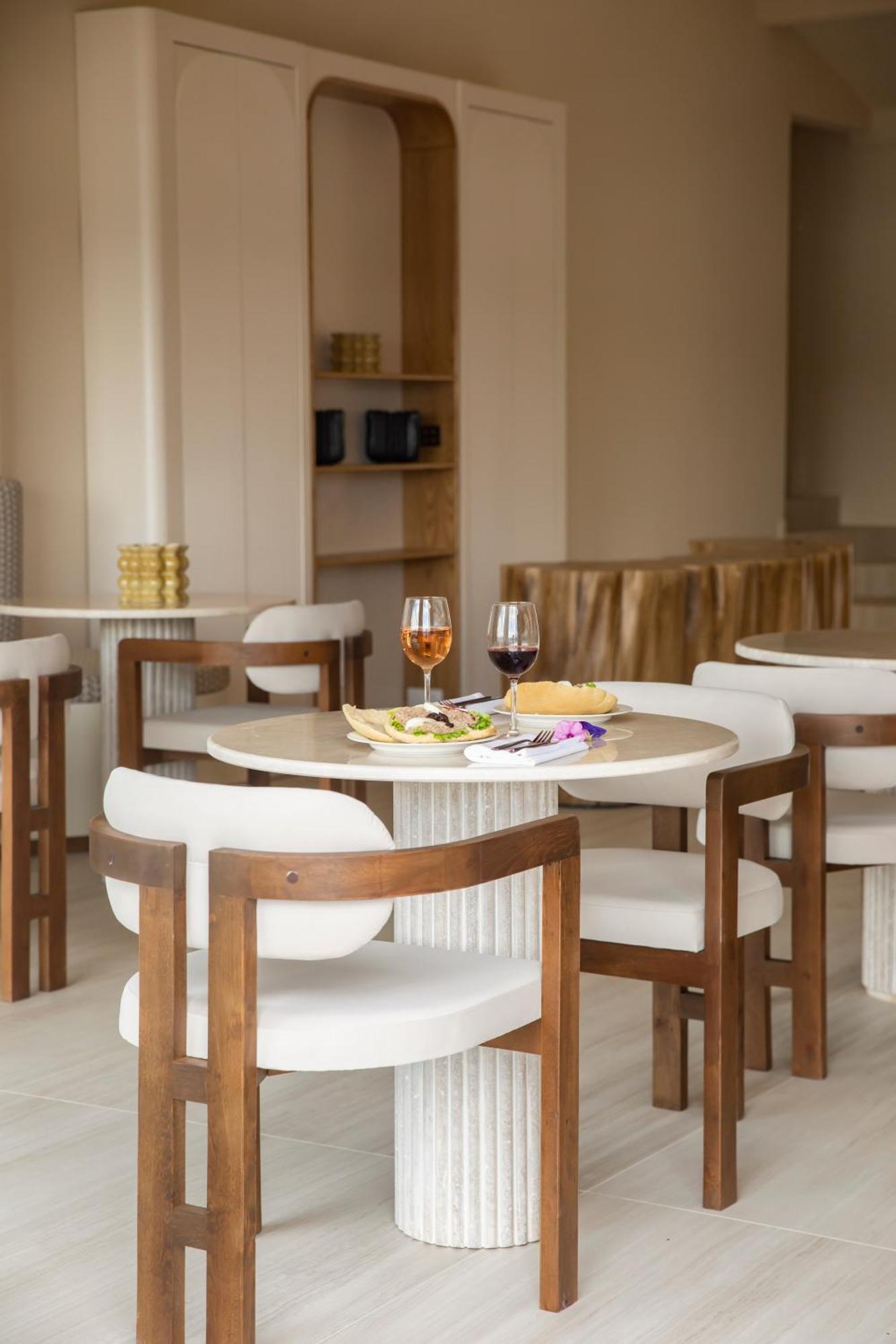 Tinah Saint-Tropez Hotel Ngoại thất bức ảnh