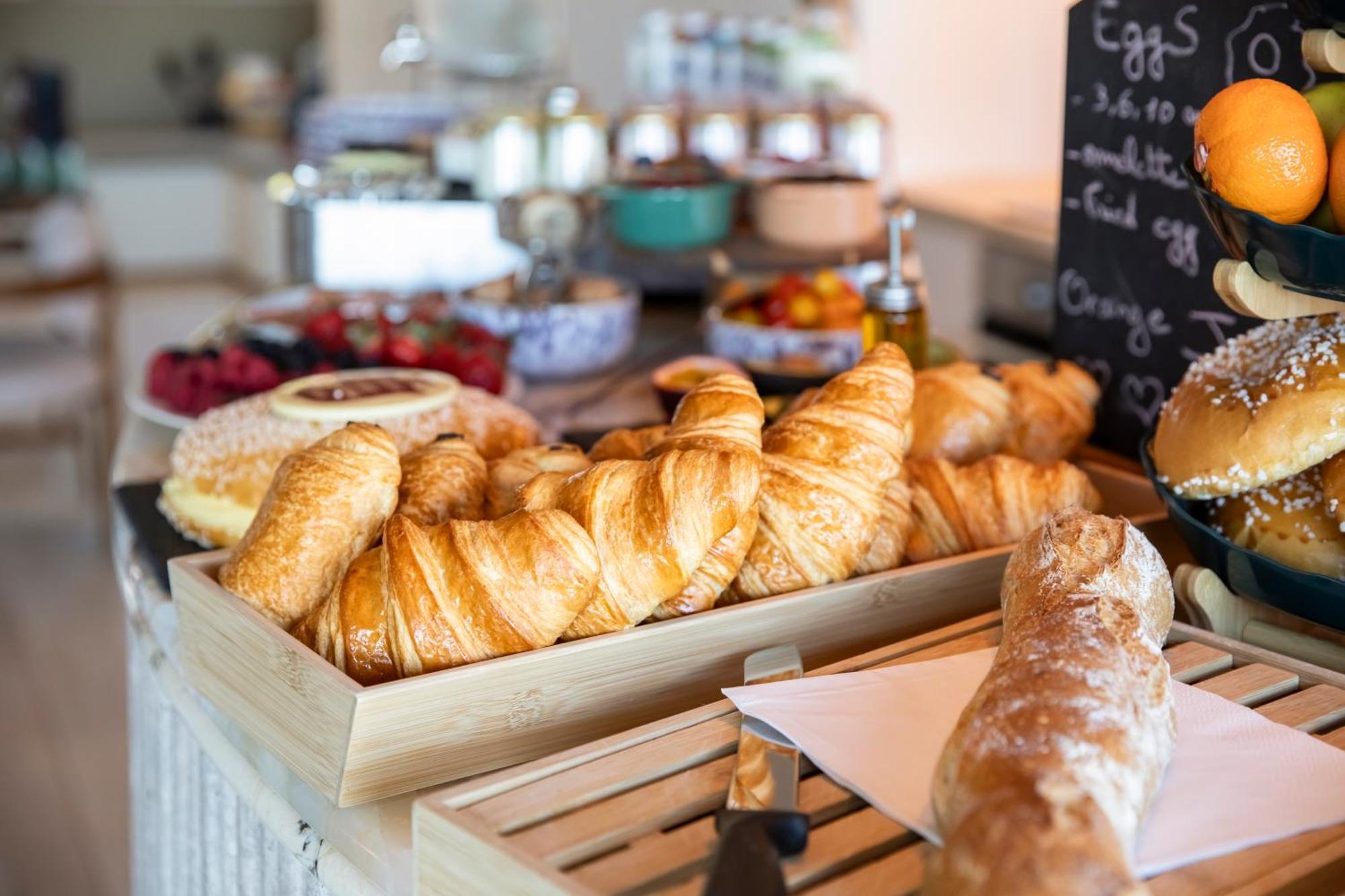 Tinah Saint-Tropez Hotel Ngoại thất bức ảnh